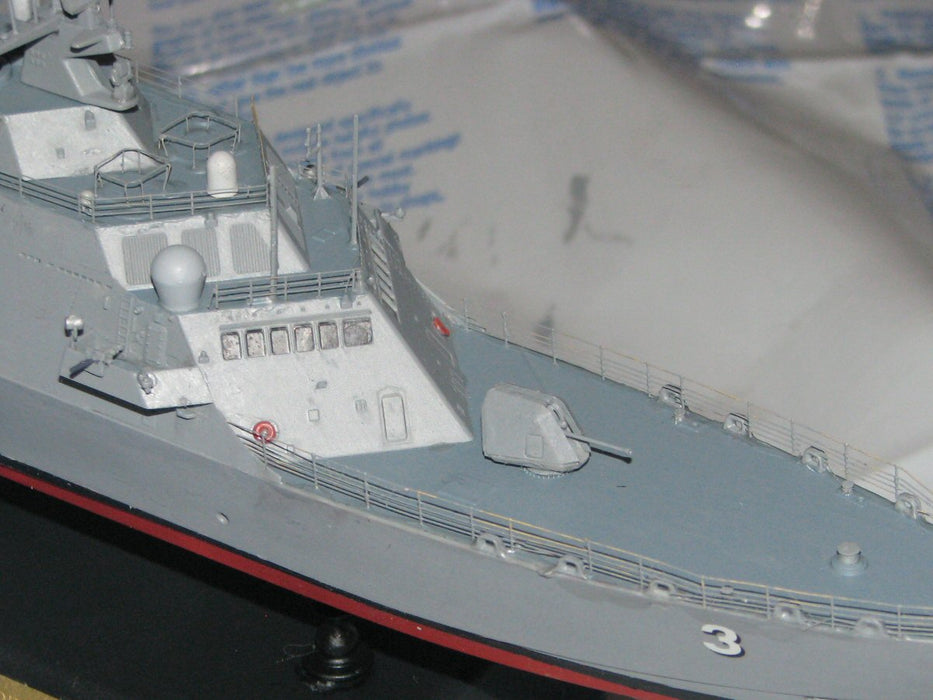 1/350 USS 'FORT WORTH' (LCS-3) BRONCO MODELS NB5028