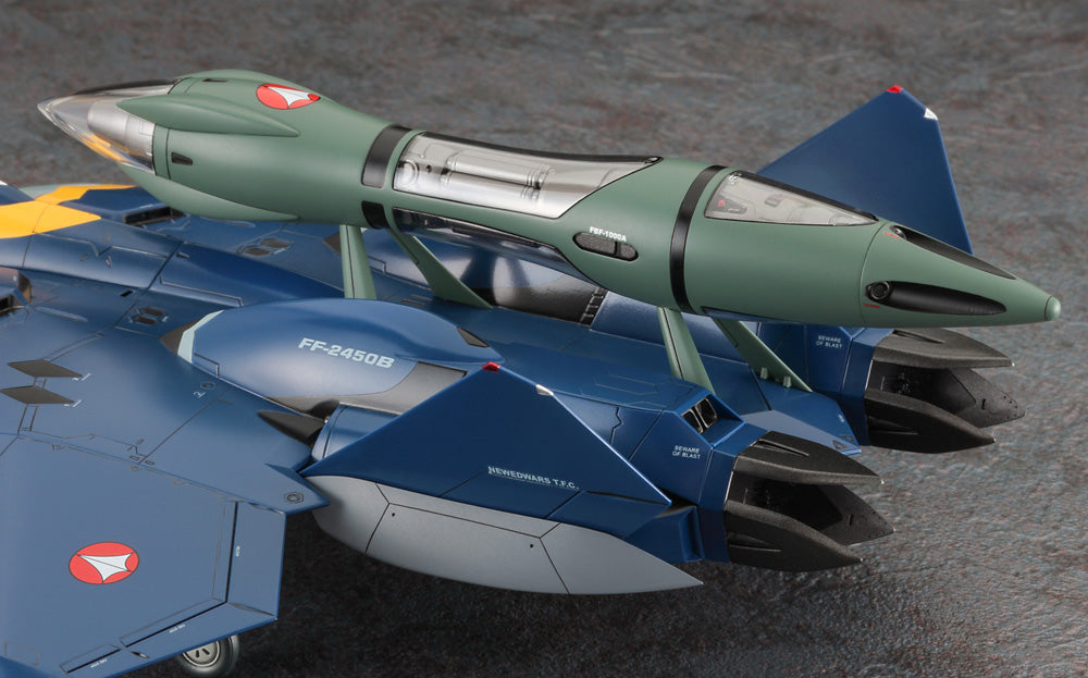 1/72 Macross Plus YF-21 with Fast Pack by HASEGAWA 65887