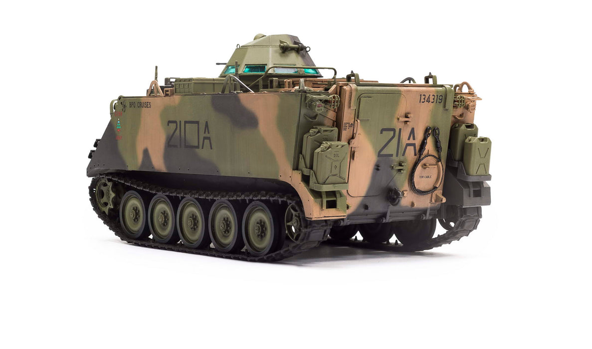 1/35 M113A1 LRV w/ Cadillac Cage Turret by AFV Club