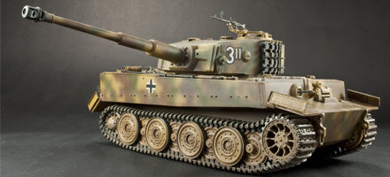 1/35 TIGER I IN TRANSPORTING (LATE VERSI0N) AFV CLUB AF35S25