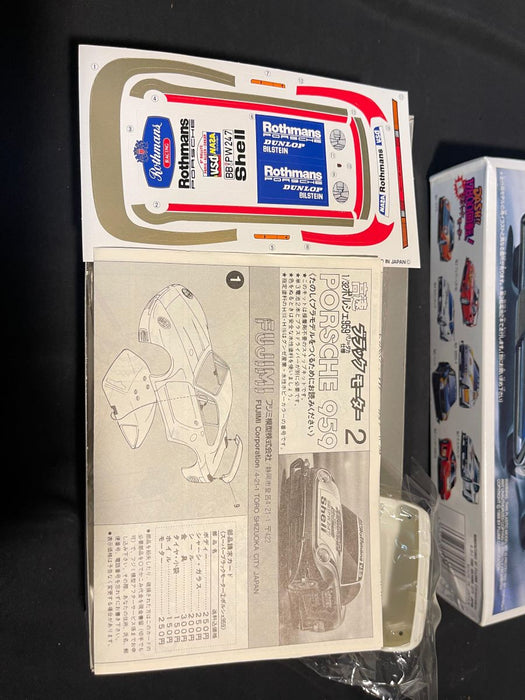 1/32 Porsche 959 W/BATTERY OPERATED MOTOR KIT FUJIMI No.01042
