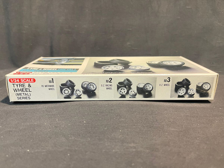 1/24 OZ TYPE RACING WHEEL & TIRE SET (METAL)