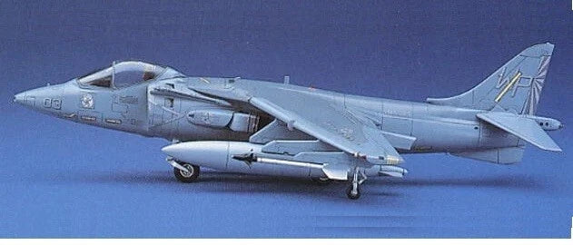 1/72 USMC AV-8B Harrier II  Hasegawa  00449 (D19)