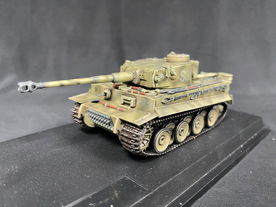 1/56 Tiger I Early Production (Sd. Kfz. 181) Die- Cast  By Hobby Master #HG0103