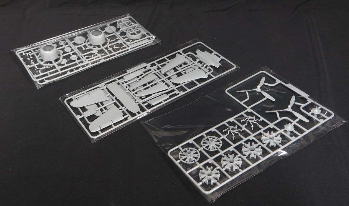 1/48 A-20/DB-7B Boston III w/ Metal Landing Gears by Hong Kong Models