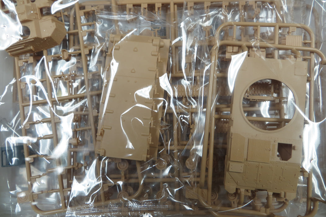 1/72 U.S. Army M109A7 PALADIN 155mm SP Howitzer by ForeArt Hobby