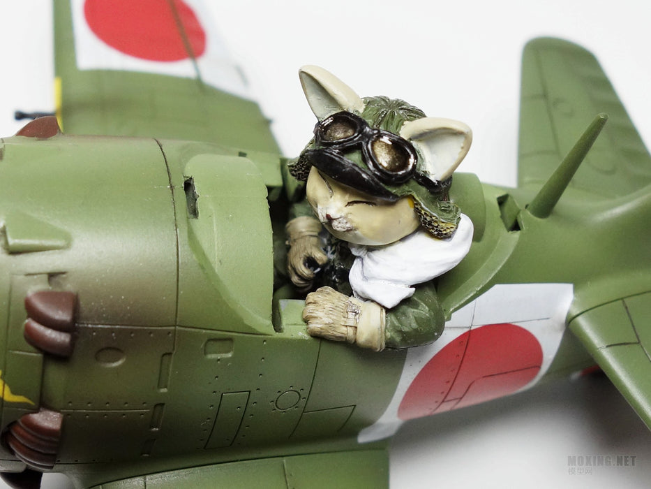 QT CURTISS P-40 WARHAWK AND PILOT (PUPPY PILOT) & QT NAKAJIMA KI84 FIGHTER AND PILOT (KITTY PILOT) TIGER MODEL TT001 & TT002