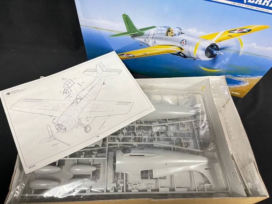 1/32 Grumman F4F - 3 " Wildcat " ( Early ) By Trumpeter #02255