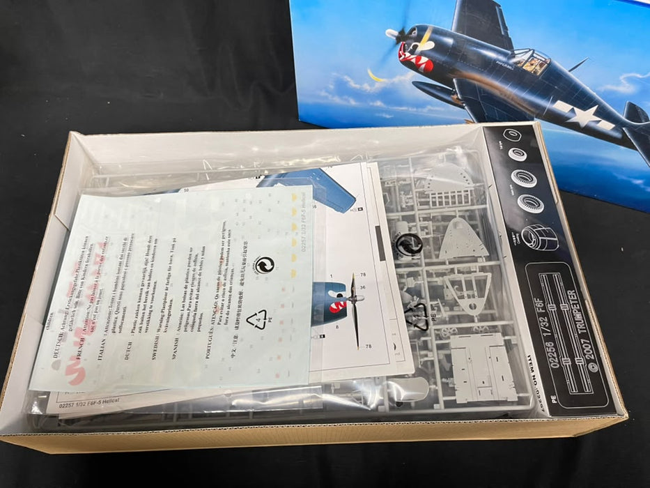 1/32 F6F - 5 Hellcat By Trumpeter #02257