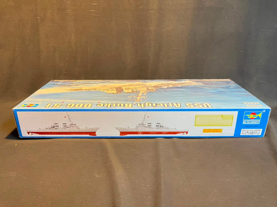 1/350 USS Arleigh Burke DDG-51 by Trumpeter