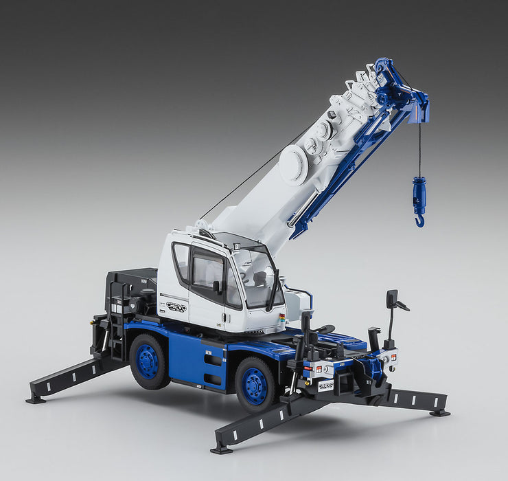 Hasegawa 66008 (WM08) 1/35 Tadano Rough Terrain Crane GR-130NL