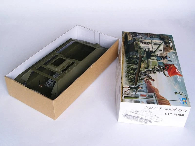1/16 T-34-76 Medium Tank Type 1943 model Trumpeter 00903