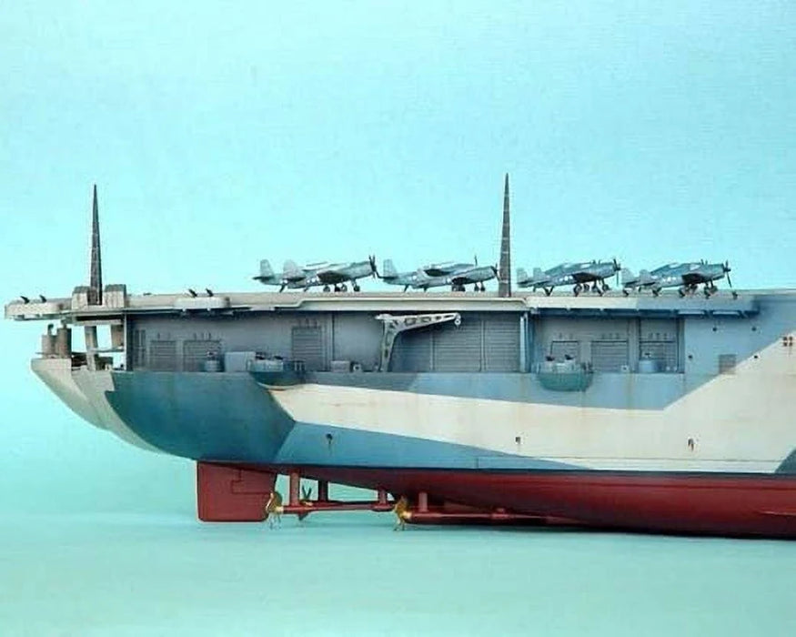 1/350 U.S. aircraft carrier CV-10 Yorktown 1944  05603 Trumpeter
