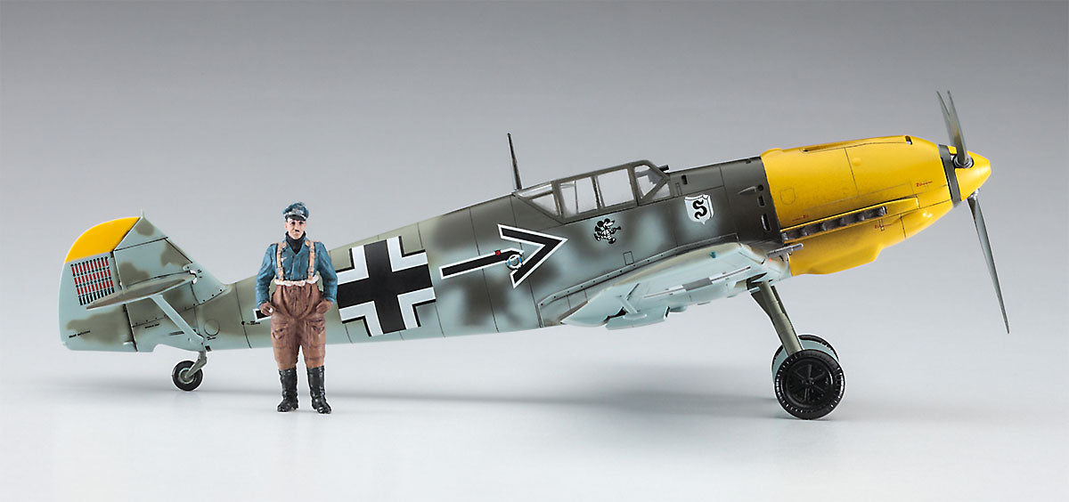 1/48 Bf109E-4/N Kit w/ "Super Ace" "GALLAND" Resin Figure by Hasegawa