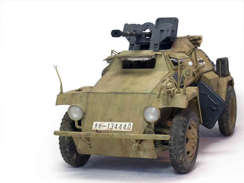 1/35 SD.KFZ 221 LEICHTER PANZERSPAHWAGEN (S.PZ.B41) BRONCO MODELS CB35033