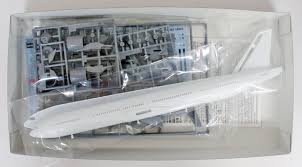 Hasegawa - 1/200 JAPANESE GOVERNMENT AIR TRANSPORT BOEING 777-30 Hasegawa - 1/200 JAPANESE GOVERNMENT AIR TRANSPORT BOEING 777-30